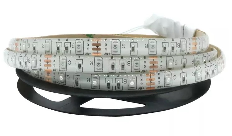 Lighting B3524 LED pásek IP65 RGB baterie 2 metry
