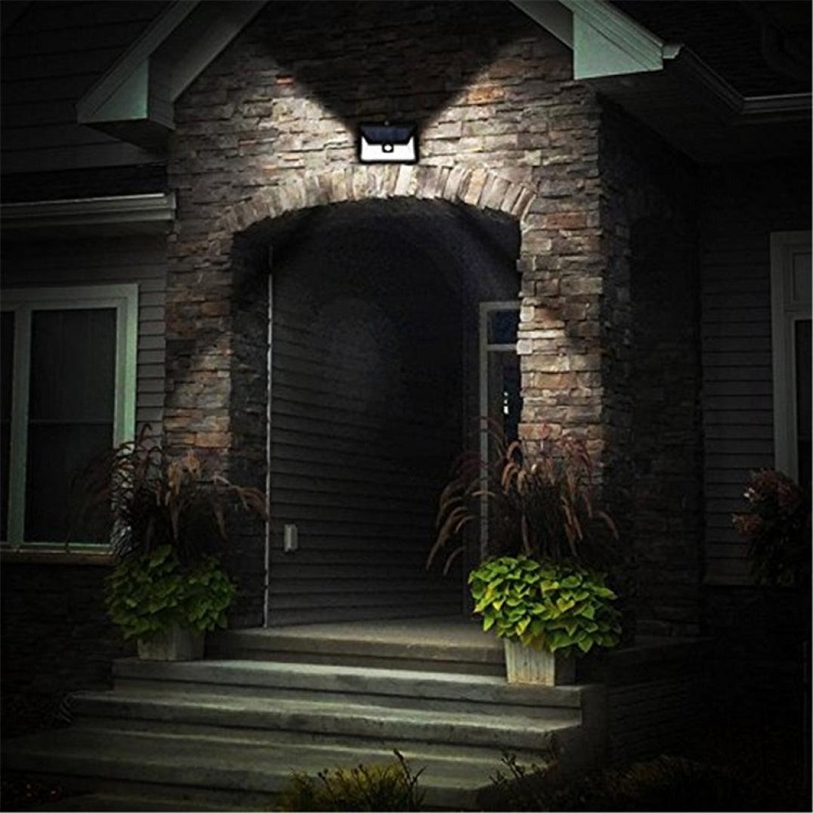 Solar SN76 Solární světlo s PIR čidlem 76x LED